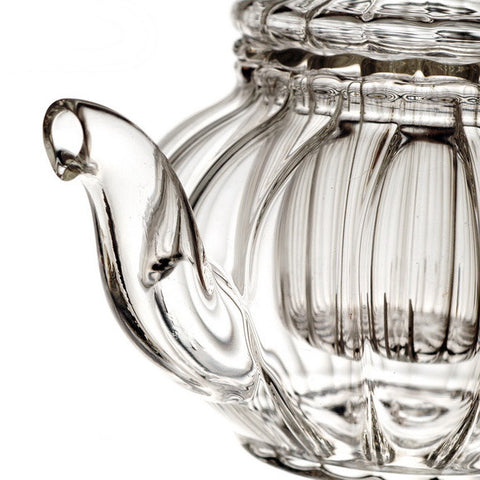 Glass teapot with infuser