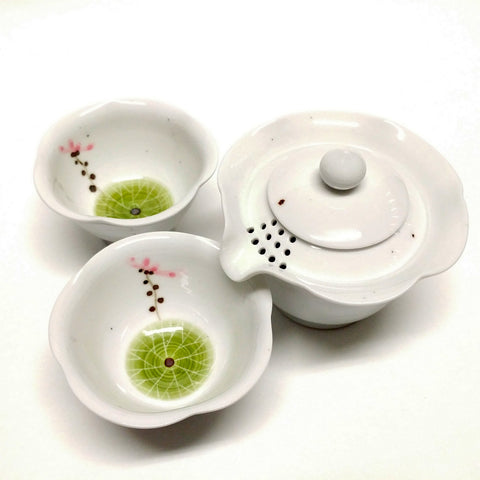 Convenient tea set - lotus