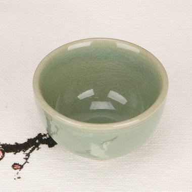 Korean Celadon teacup - Woon Hahk